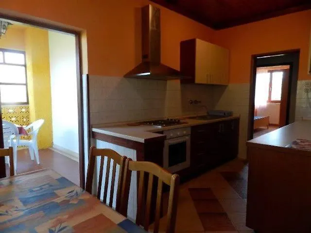 Apartment Sanja Near The Sea, Spacious And Green :) Pula